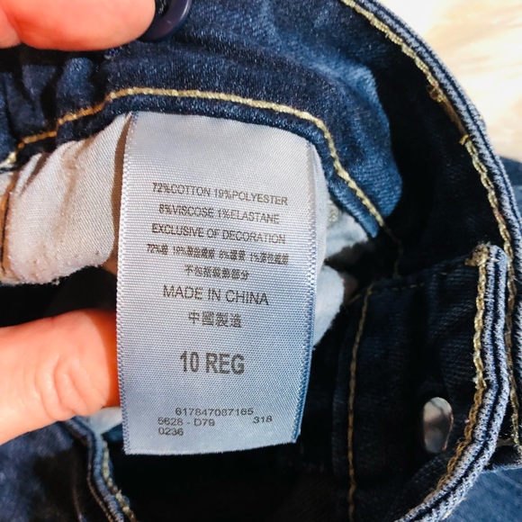 Girls Levi’s Boyfriend Fit Jeans. Size 10 - Picture 6 of 6